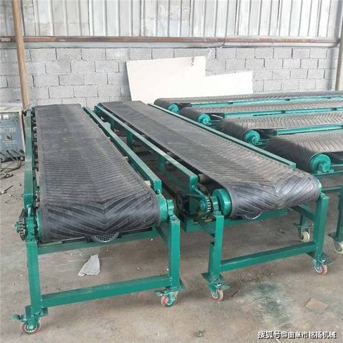 膠帶輸送機在農(nóng)業(yè)與建筑領域的多元化應用與優(yōu)勢分析